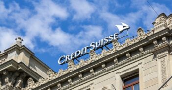 Credit Suisse: 275 Millionen US-Dollar Verlust nach Übernahme von Hedge Fonds (Foto: shutterstock - Si-yue Steuber)