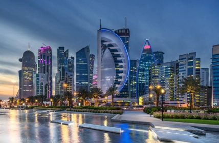 Smart City Expo Doha 2023: Visionäre diskutieren Smart City (Foto: AdobeStock 195975314 gb27photo)