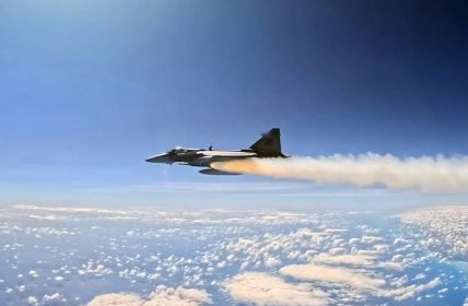 FAB feuert erstmals Meteor-BVRAAM aus F-39E Gripen über (Foto: SAAB AB)